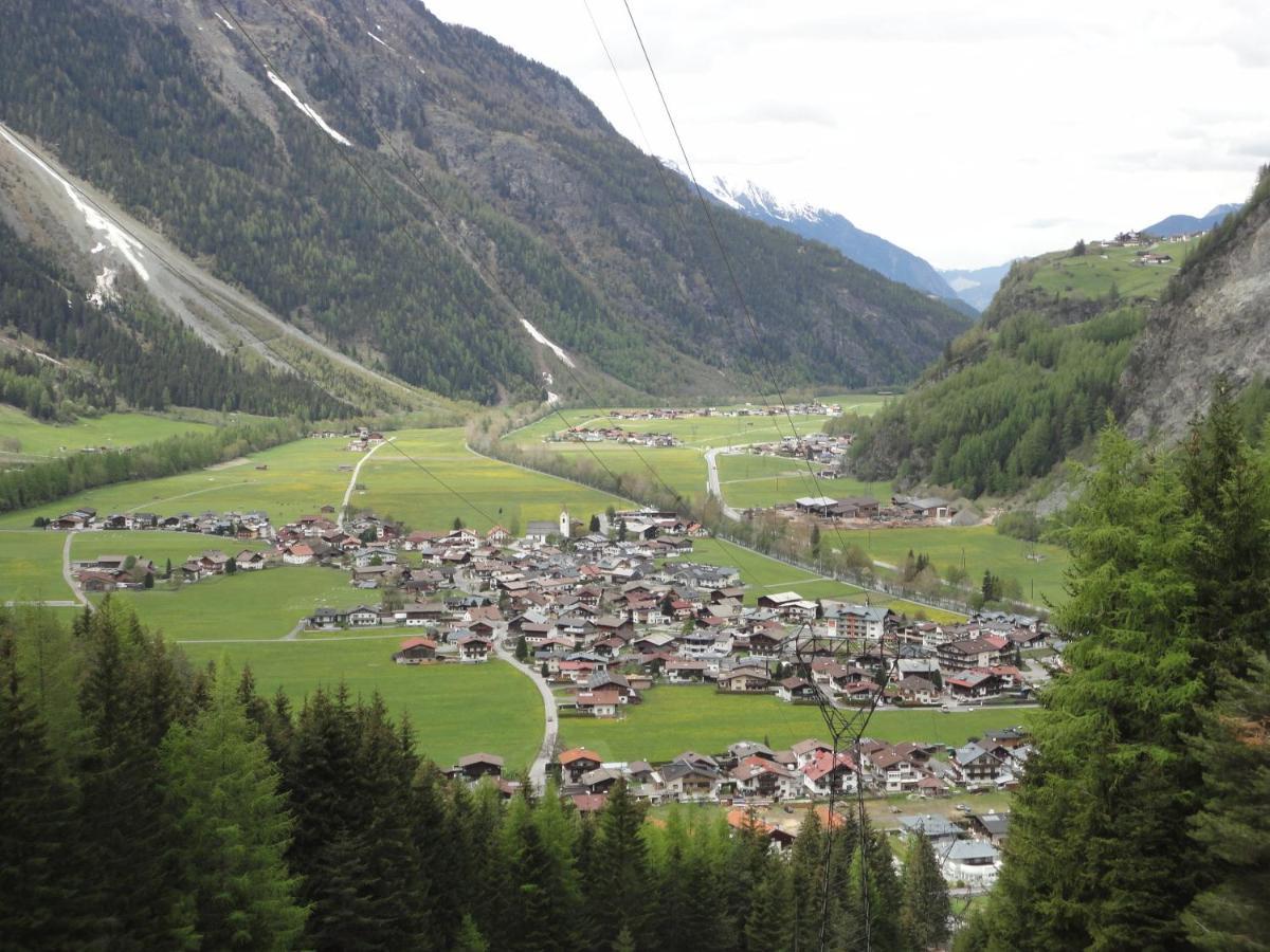Apart Kofler Langenfeld Bagian luar foto